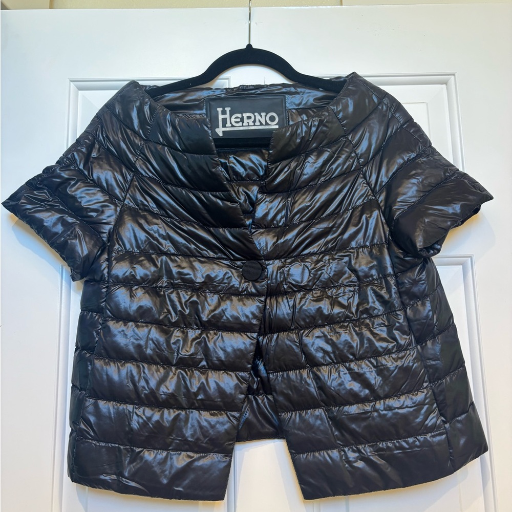 Herno Black Short Sleeve Puffer Jacket